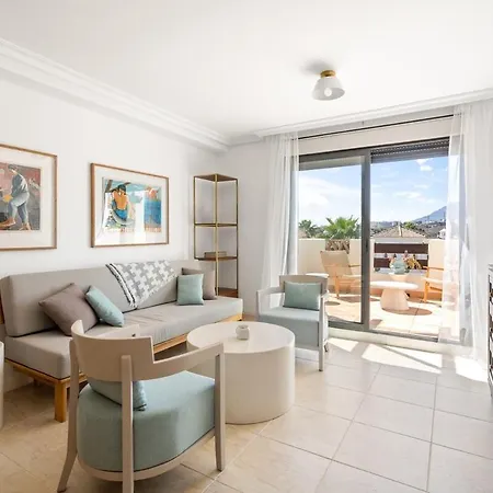 Modern Duplex Penthouse In Gated Complex Rdr487 * 埃斯特波纳